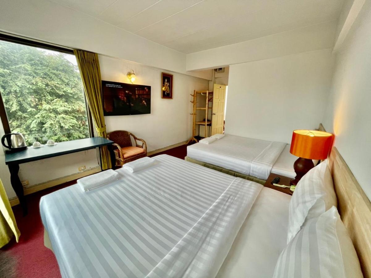 होटल Mango Lagoon Place 3*