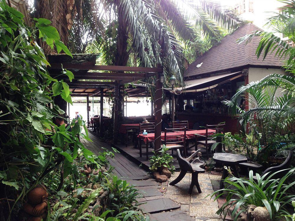 होटल Mango Lagoon Place Bangkok
