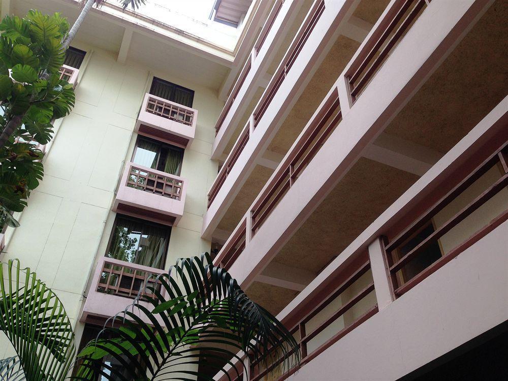 Mango Lagoon Place होटल