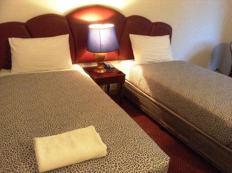 होटल Mango Lagoon Place 3*